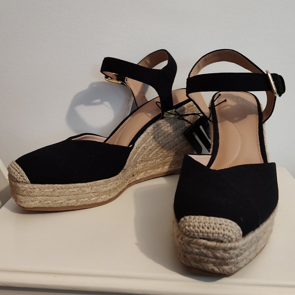 Time and Tru black canvas espadrille wedge sandals, NWTs, size 7